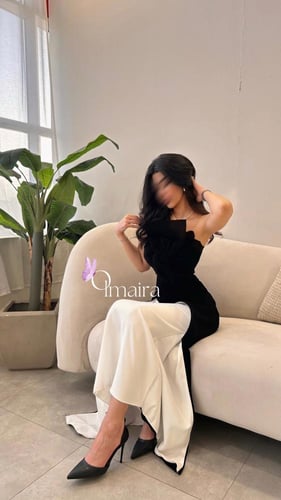 فستان فخم بفيونكه في الصدر