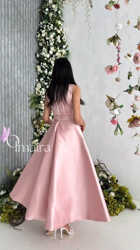 فستان وردي فاتح ميكادو