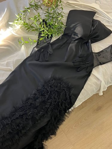 فستان سهره اسود باكمام