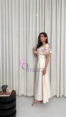 فستان اوف شولدر منفوش بتدخيلة ورود