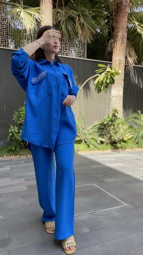 A two-piece set