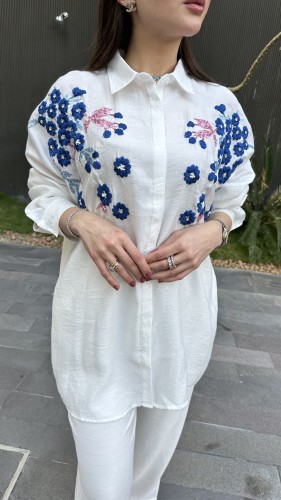 A two-piece set