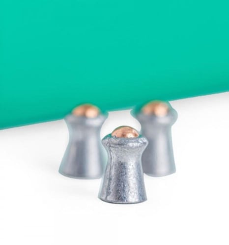 علبة رصاص للبنادق الهوائية من شركة ( غامو ) .