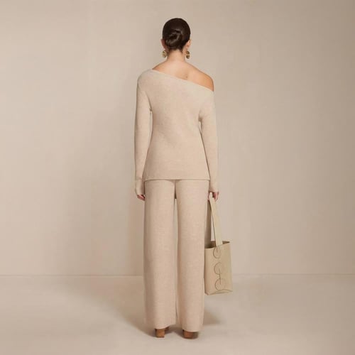 طقم بنطلون مع بلوزة شتوي