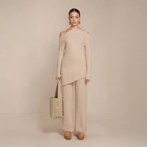 طقم بنطلون مع بلوزة شتوي