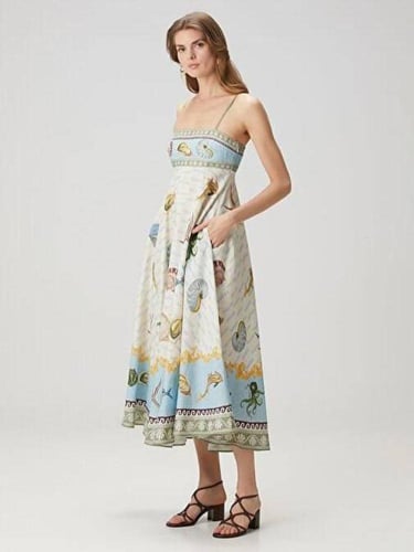 فستان صيفي مزخرف بالصدف