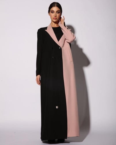 كريب باللون الاسود و الوردي