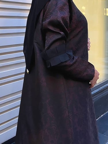 عباية عنابي من التفتا الفاخر (R)