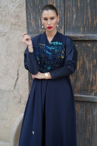 عبايه كريب كحلي