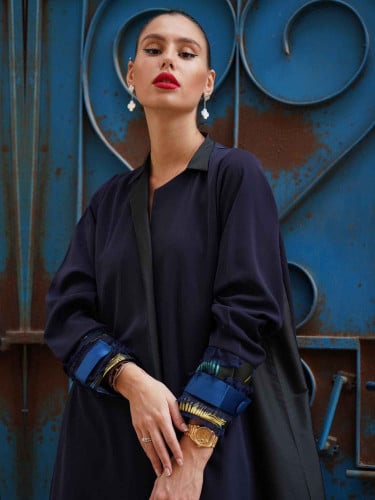 عبايه كلاسيكيه للمناسبات