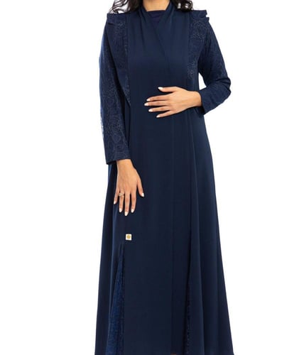 عباية كريب كحلي بتفاصيل دانتيل