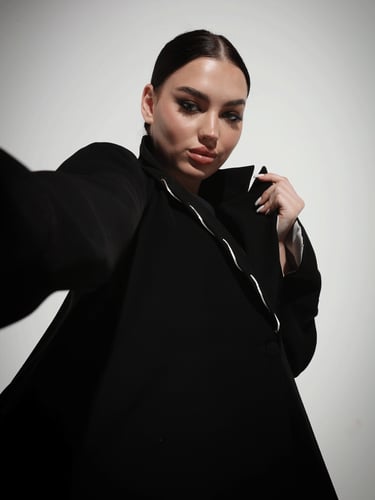 عباية كريب سوداء مع قيطان مغربي