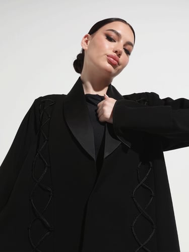 عباية سوداء بخيوط القيطان المغربي