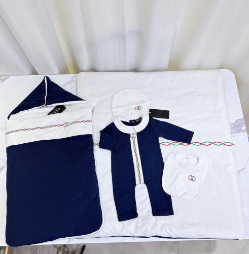 Gucci set of five pieces, 3 colors
