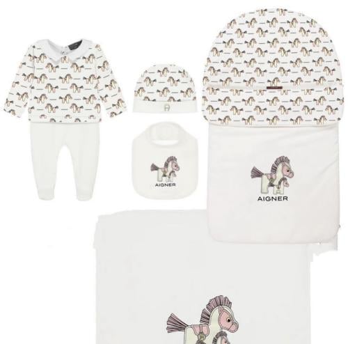 A five-piece Agnar set
