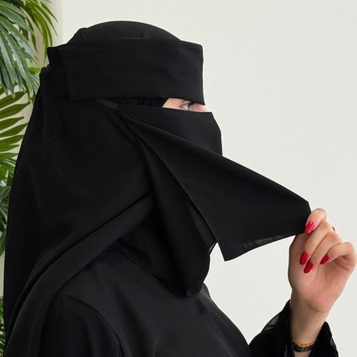 نقاب اكل الوسط