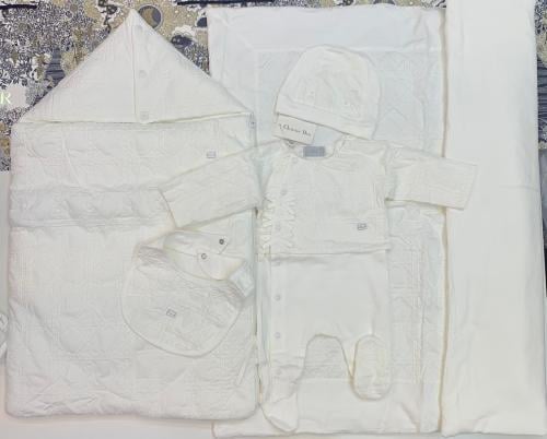 طقم ديور خمس قطع