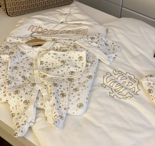 طقم ربرتو كفالي