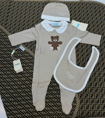 تشكيله فندي 4 قطع