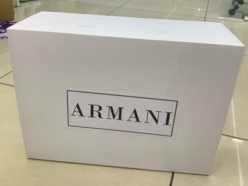 بوكس أرماني كبير