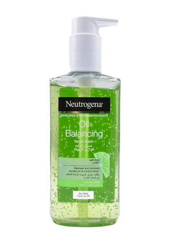 غسول للبشرة الدهنية بخلاصة الليمون 200 مل من نيترو...