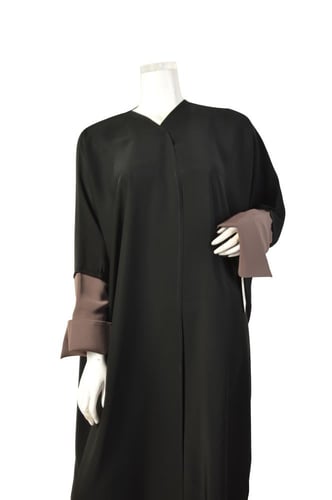 عباية بقصة عصرية