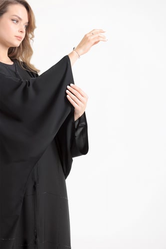 عباية فراشة بالكرستال