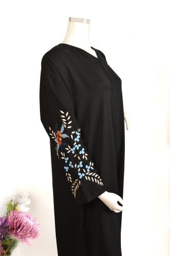 عباية تطريز يدوي