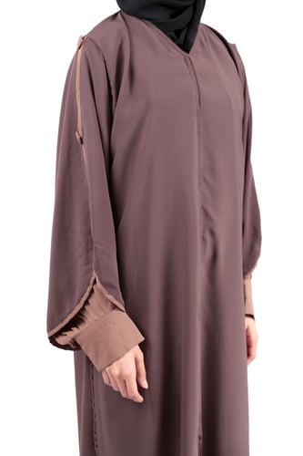 عباية لف فراشة