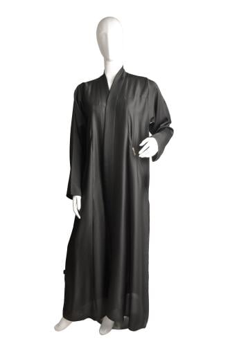 عباية سادة قماش مقلم - ماركة بدون اسم