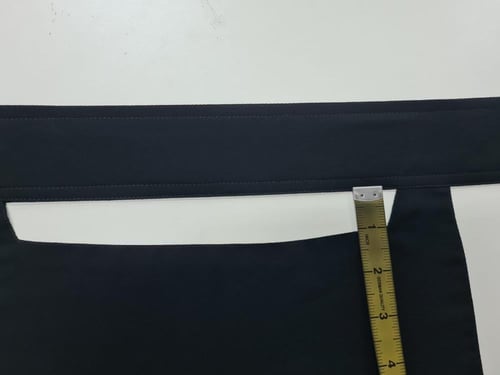 نقاب ياباني ماركة بدون إسم | غطاء وجه عصري بفتحة ع...