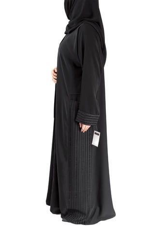 عباية جيوب مع تطريز