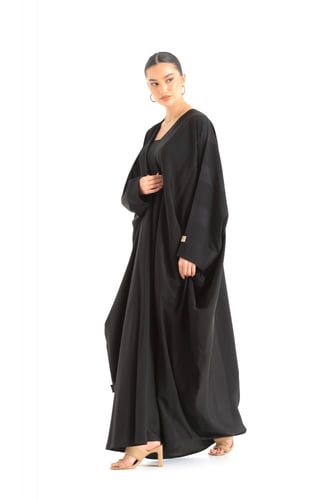 عباية فراشة بقماش ياباني مقلم