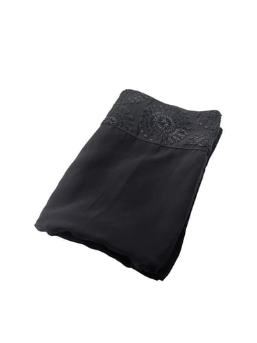 طرحة "بدون اسم" الفاخرة.. عنوان الأناقة الكورية وا...