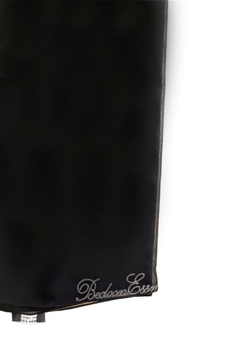 طرحة ياباني مع تطريز مع شعار ماركة بدون اسم