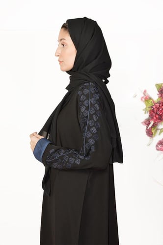 عباية تطريز مع قلبة بالكم