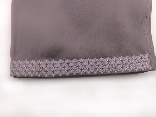 طرح ياباني ملون مع تطريز - خامة ممتازة