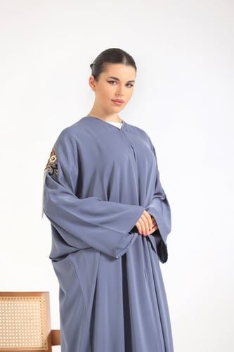 عباية ملون تطريز يدوي