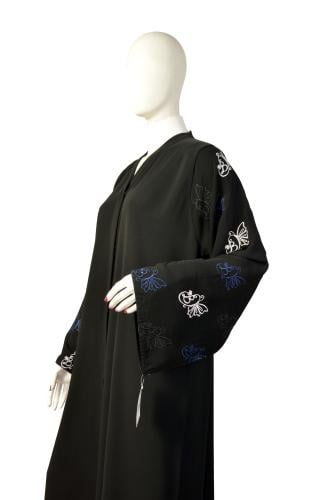 فراشات الكريب الملكي" - رقي الألوان على الأسود