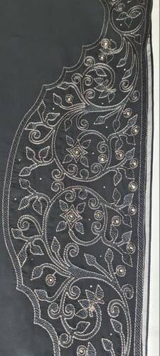 طرحة ياباني مع تطريز