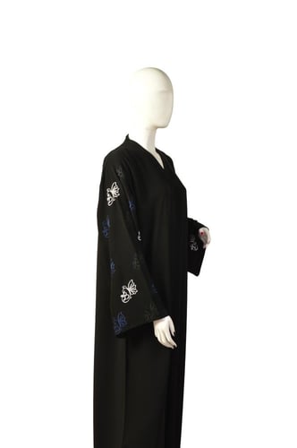 فراشات الكريب الملكي" - رقي الألوان على الأسود