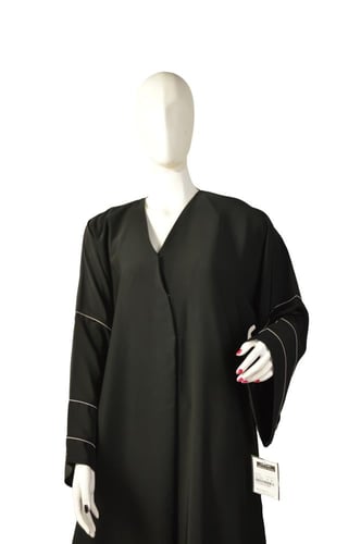 عباية كلاسيك مع برواز - ماركة بدون اسم