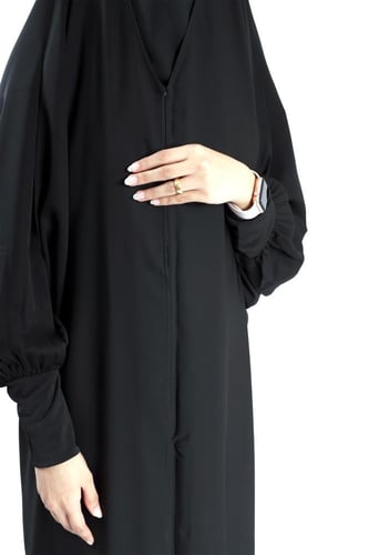 عباية راس حرير