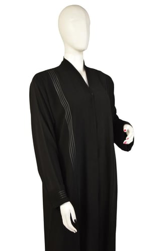 عباية "تجريد" - أناقة الخطوط الهندسية الفاخرة