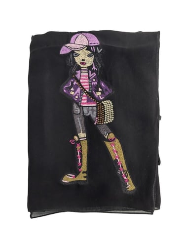 طرحة "بدون اسم" سوداء بقماش ياباني وتصميم فني عصري...