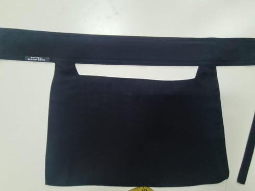 نقاب ياباني ماركة بدون إسم | غطاء وجه عصري بفتحة ع...