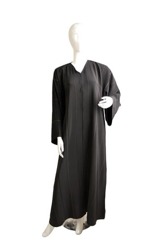 عباية سوداء قماش ياباني ثقيل مع قيطان وأشرطة مموجة...