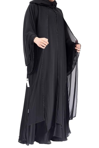 عباية طبقات بتطريز