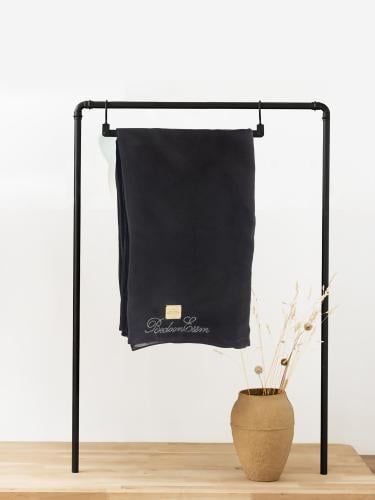 طرحة "بدون اسم" بالفخامة الكورية.. أناقة تتحدث عنك...