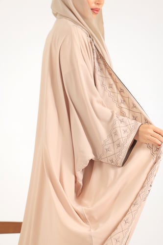عباية ملون بتطريز